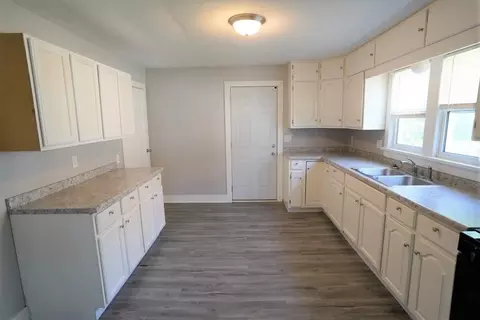 513 9th Ave, Silvis, IL 61282 photo 8