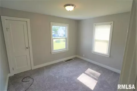 513 9th Ave, Silvis, IL 61282 photo 11