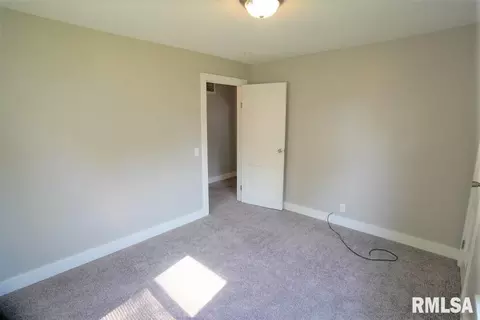 513 9th Ave, Silvis, IL 61282 photo 12