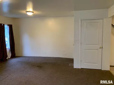 329 Beach Ave, Kewanee, IL 61443 photo 7