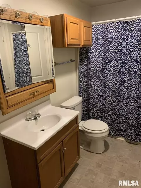 329 Beach Ave, Kewanee, IL 61443 photo 9