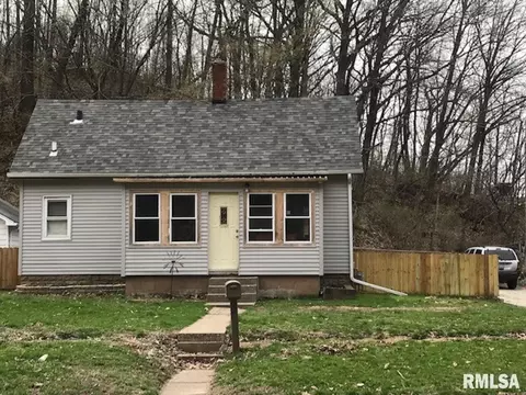 517 4th St, Moline, IL 61265 photo 14