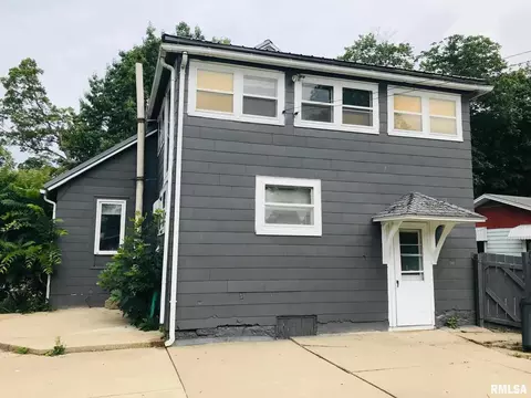 204 S Grape St, Morrison, IL 61270 photo 12