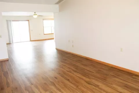 840 Sunset Dr, Kewanee, IL 61443 photo 3