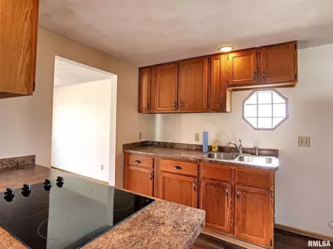 1649 20th Ave, Moline, IL 61265 photo 15
