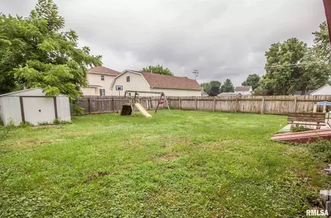 604 NE 3rd Ave, Aledo, IL 61231 photo 23
