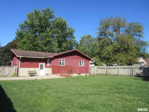 604 NE 3rd Ave, Aledo, IL 61231 photo 21