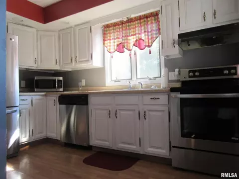 604 NE 3rd Ave, Aledo, IL 61231 photo 20
