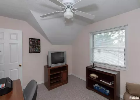 1640 33rd St, Moline, IL 61265 photo 24