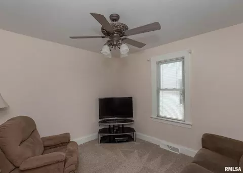 1640 33rd St, Moline, IL 61265 photo 10
