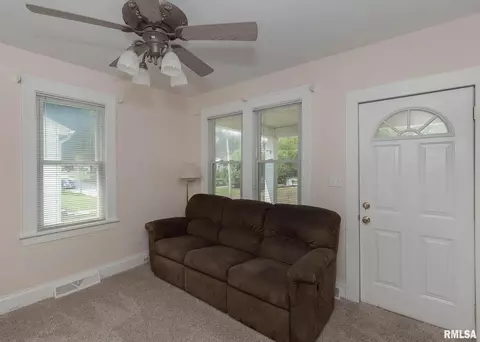 1640 33rd St, Moline, IL 61265 photo 8