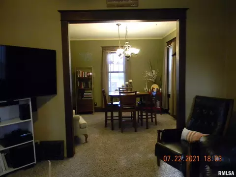1164 25th St, Moline, IL 61265 photo 6
