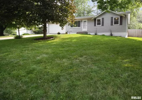 110 Hillside Dr, Park View, IA 52748 photo 6