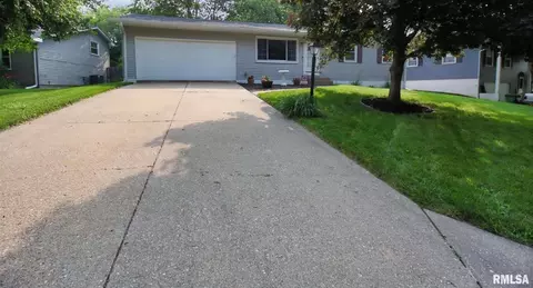 110 Hillside Dr, Park View, IA 52748 photo 8