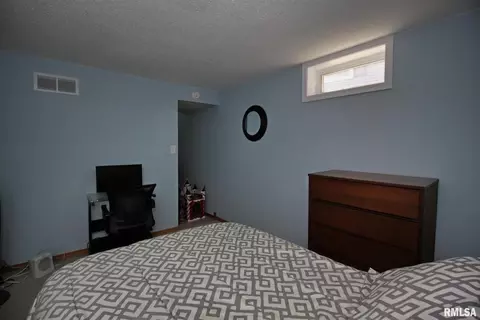 110 Hillside Dr, Park View, IA 52748 photo 33