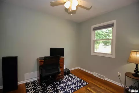 110 Hillside Dr, Park View, IA 52748 photo 22