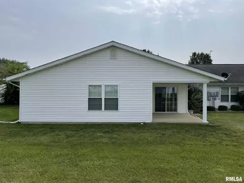 1502 Apache Dr, Marion, IL 62959 photo 3