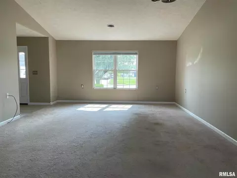 1502 Apache Dr, Marion, IL 62959 photo 24