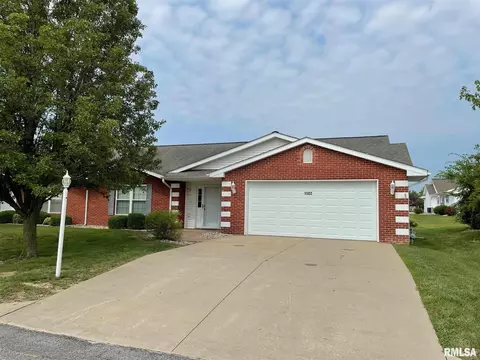 1502 Apache Dr, Marion, IL 62959 photo 1