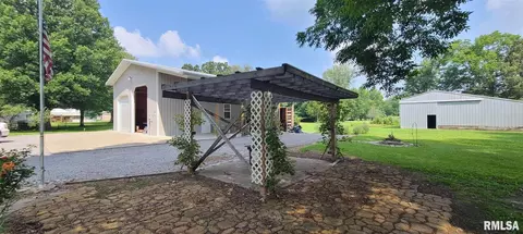 205 W Smith St, Herrin, IL 62948 photo 31