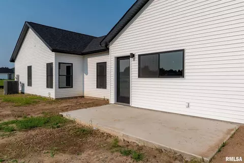 1908 Dew Drop Dr, Marion, IL 62959 photo 8