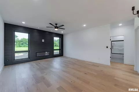 1908 Dew Drop Dr, Marion, IL 62959 photo 10