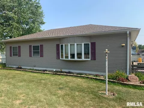 914 12th Ave, Fulton, IL 61252 photo 1