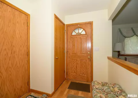 5110 6th Ave, Moline, IL 61265 photo 4