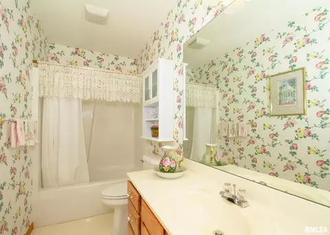 5110 6th Ave, Moline, IL 61265 photo 18