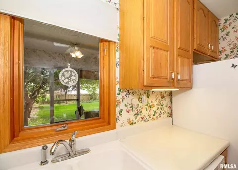 5110 6th Ave, Moline, IL 61265 photo 14