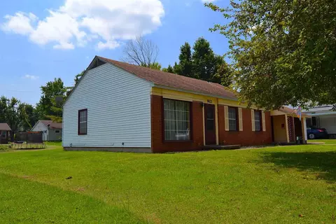912 E Stotlar, Herrin, IL 62948 photo 5