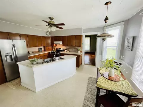 1717 15th Ave, Aledo, IL 61231 photo 6