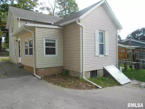 207 Johnson St, Morrison, IL 61270 photo 6