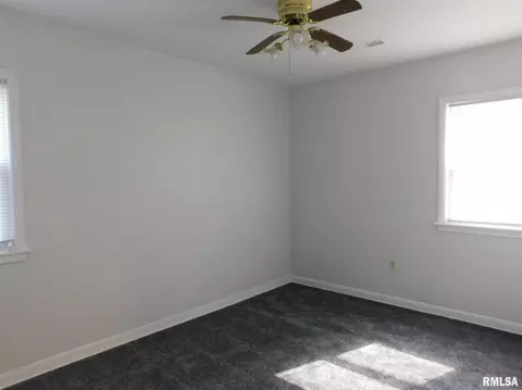 1005 21st Ave, Silvis, IL 61282 photo 10