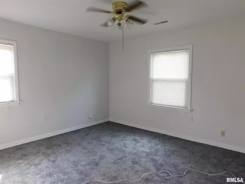 1005 21st Ave, Silvis, IL 61282 photo 11