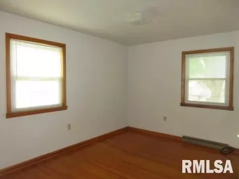 509 16th St, Silvis, IL 61282 photo 17