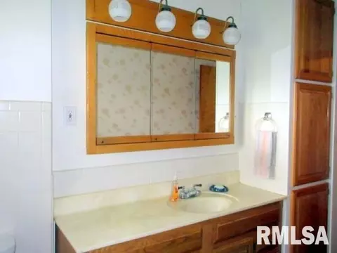 509 16th St, Silvis, IL 61282 photo 14