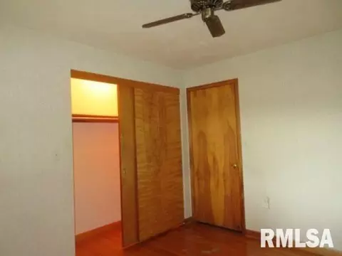 509 16th St, Silvis, IL 61282 photo 15