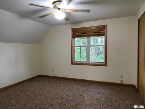 803 5th St, Fulton, IL 61252 photo 14