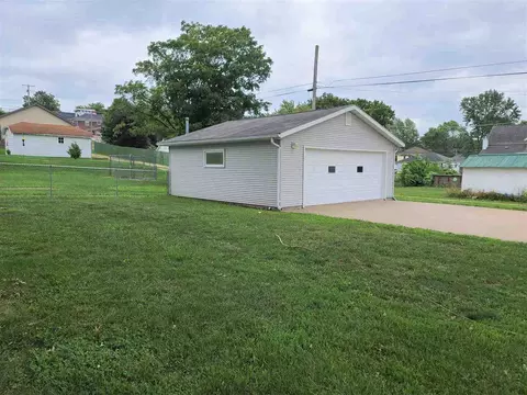 803 5th St, Fulton, IL 61252 photo 16