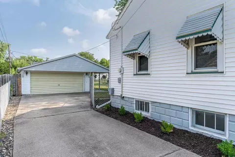 2609 38th Ave, Moline, IL 61265 photo 3