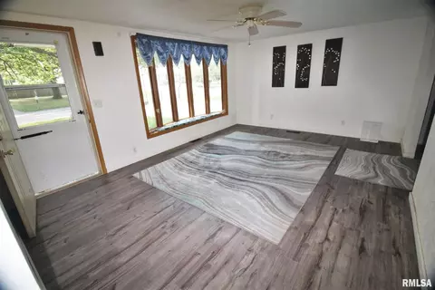 1202 8th Street Ct, Hampton, IL 61256 photo 11