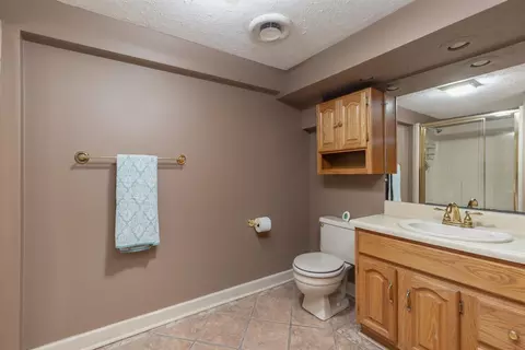2512 30th St, Moline, IL 61265 photo 32