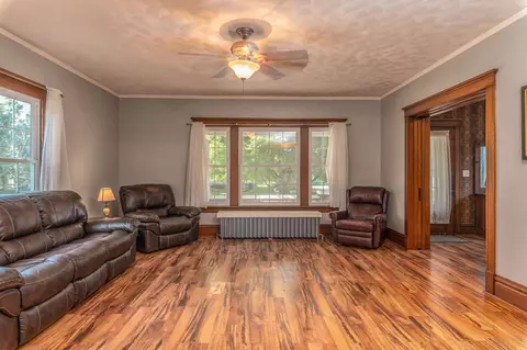 300 E Center St, Cambridge, IL 61238 photo 8