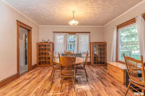 300 E Center St, Cambridge, IL 61238 photo 9