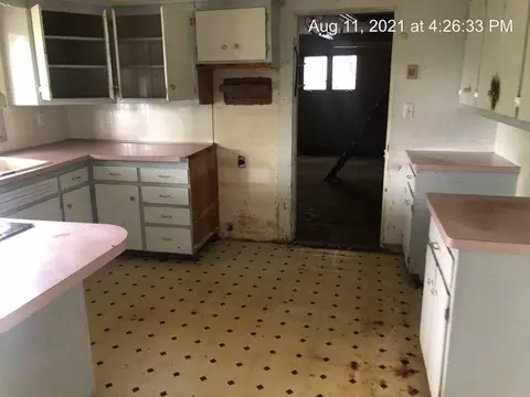 1914 14th St, Silvis, IL 61282 photo 5