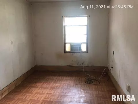 1914 14th St, Silvis, IL 61282 photo 6