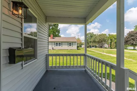 407 E Mill St, Kewanee, IL 61443 photo 24