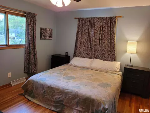 305 5th St, Hampton, IL 61256 photo 10