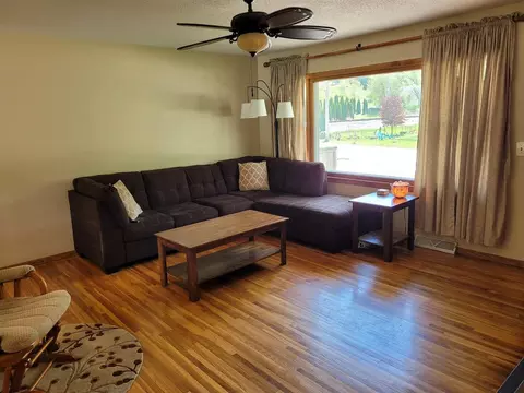 305 5th St, Hampton, IL 61256 photo 8